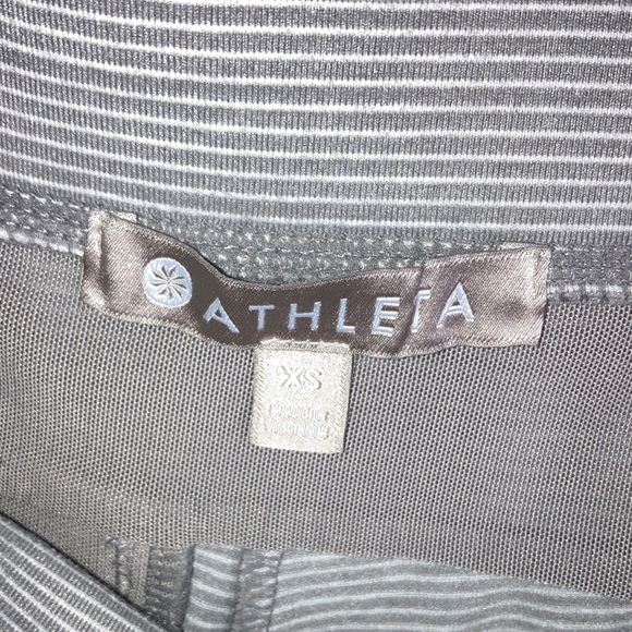 Athleta Modern Metro Grey Striped Shortie Shorts - XS - Picture 7 of 12